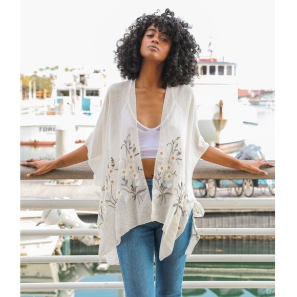 Mazy Daisy Kimono Cardiganivory | Poshmark